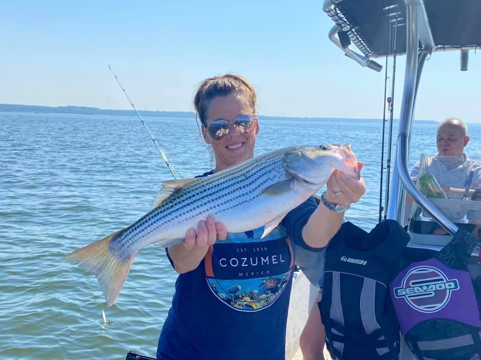 Lake Texoma Sriper Fishing With Nancy