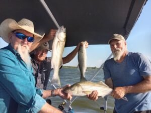 Bonefisc Striper Guide Service & Bed and Breakfast Lake Texoma Fishing Guide